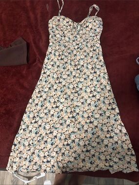 Floral Spaghetti-Strap Midi Dress in Blue and Cream